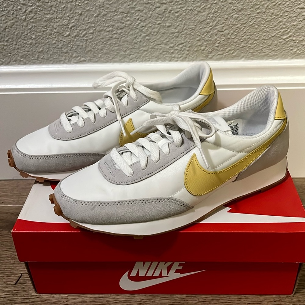 Nike Daybreak